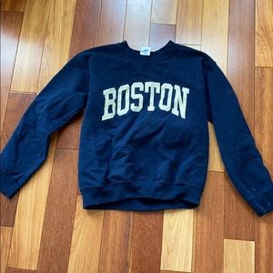 Boston crew neck pullover
